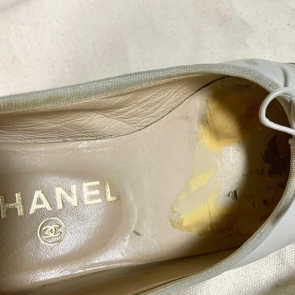 Authentic CHANEL Classic Ballet Flat Two Tone Cap Toe EU 37 - Picture 8 of 10